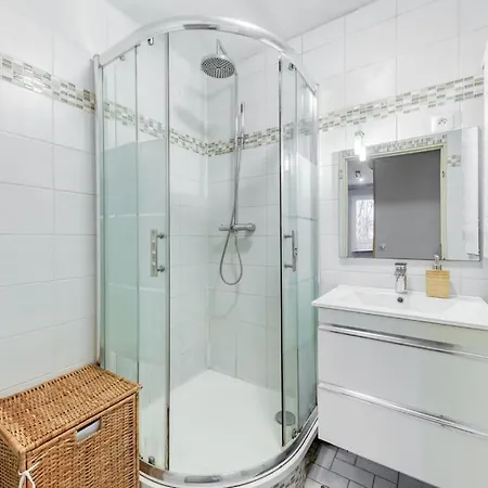 شقة Proche De Paris-confort Et Commodite *